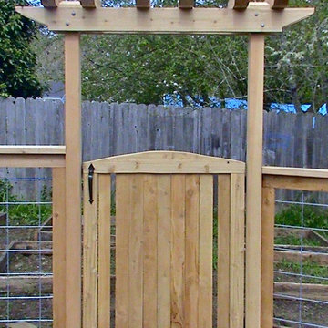 Arbors & Gates