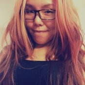 Emmy Chs foto
