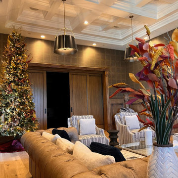 HOLIDAY DECORATING