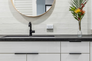 Contemporary Kitchen & Bathroom in Diamond Head condo