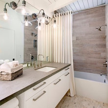 bathrooms with shower
