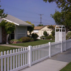 3-4' Open Picket - Products