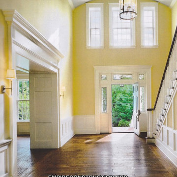 Custom made: Interiors, Living Rooms, Bedrooms, Libraries, Cabinets, Furniture