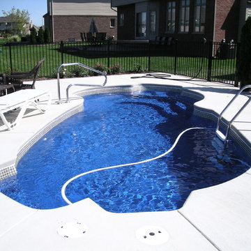 Leading Edge - St. Clair Fiberglass Swimming Pool