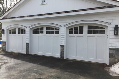 Garage - transitional garage idea in New York
