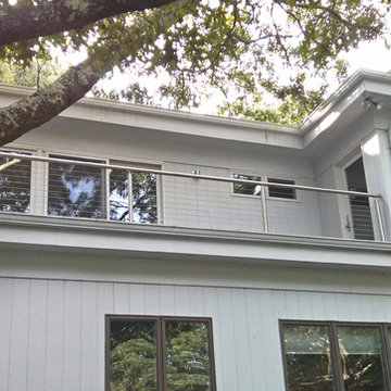 East Hampton, NY: Stainless Steel Round Railing System