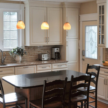 Warm Country Kitchen