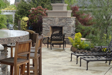 Patio - traditional patio idea in San Francisco