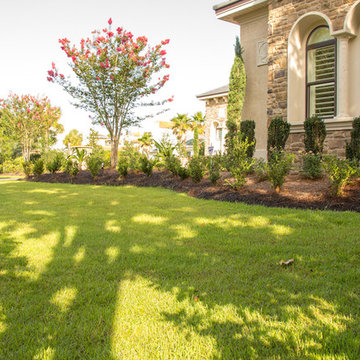 Beautiful Sandestin Tuscan villa with English garden touches