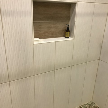 Gunbarrel Modern Bath