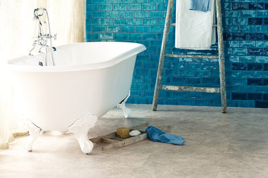 Bathroom - contemporary bathroom idea in Birmingham