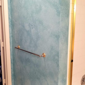 Faux Finishin in Bathroom