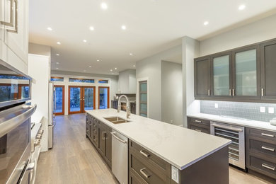 Inspiration for a contemporary kitchen remodel in Vancouver