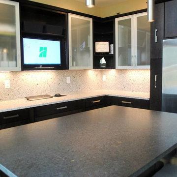 Maple Rohe Espresso Cabinets, Silver Pearl Granite, Silestone Quartz Backsplash