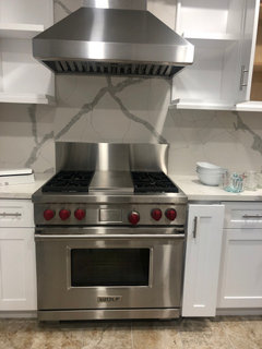 quartz behind stove