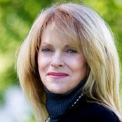 Dawn James's photo