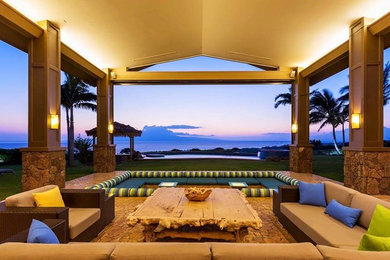 Inspiration for a coastal exterior home remodel in Los Angeles