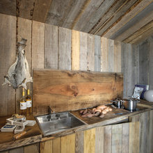 Saloon