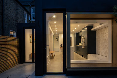 This is an example of a modern home design in London.
