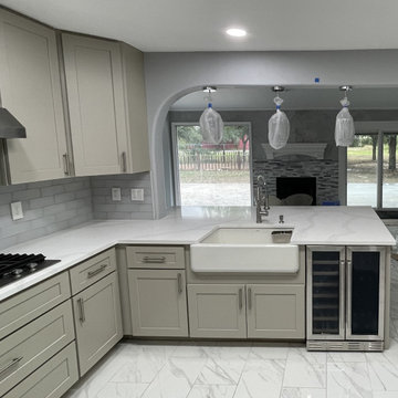 Contemporary Kitchen Remodeling in Cypress, TX
