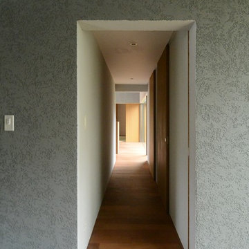 h23m