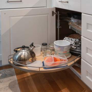 The Häfele Le Mans unit in a corner cabinet