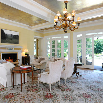 American Colonial Revival