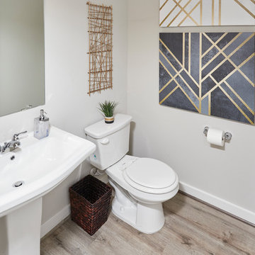 Austin, Texas | Cardinal Crossing - Townhome Acadia E Secondary Bathroom