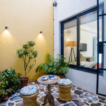 25 x 50 Courtyard House