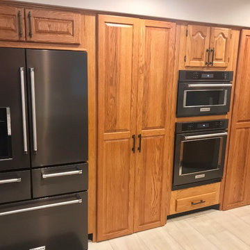 Kitchen Remodel/Updates White Sand Granite Koch Painted Oak Cabinets