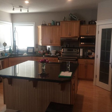 Kitchen Cabinet Paint And Antique BEFORE