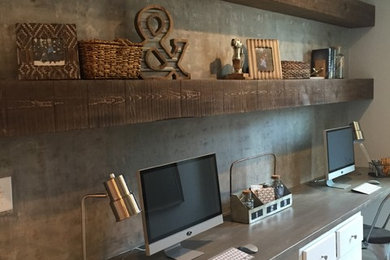 Farmhouse home office photo in Atlanta