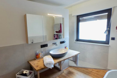Modernes Badezimmer in Frankfurt am Main