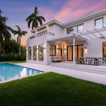 Twilight of Modern House With Swimming Pool, Modern House, Remodeling Ideas