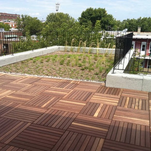 This is an example of an industrial patio in Montreal.