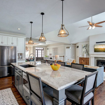 Eden Prairie, Mangenta Bay Kitchen / Bathroom / Main Floor Remodel