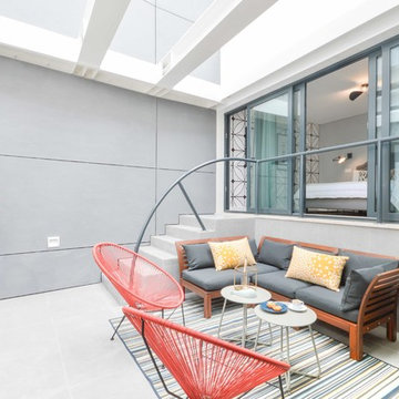 Contemporary Patio