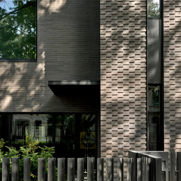 Brickyard - A Contemporary Urban City Home