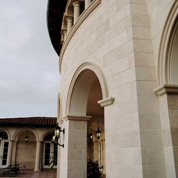 Italian Villa In Southern California Estates Residence