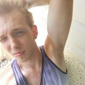Garth Cooper's photo