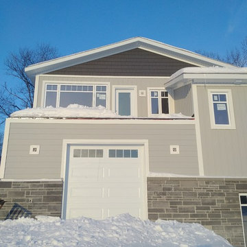 WATERFRONT HOME - CELECT CELLULAR COMPOSITE SIDING - CONSTANCE BAY, ON