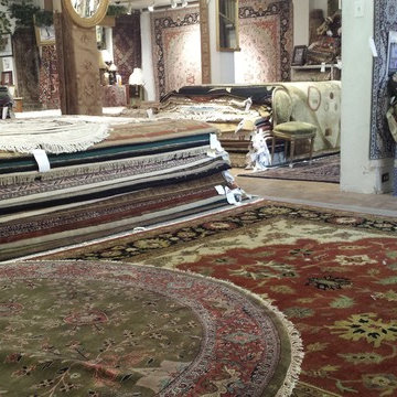 Gorgeous Round Handmade Persian Oriental Rugs