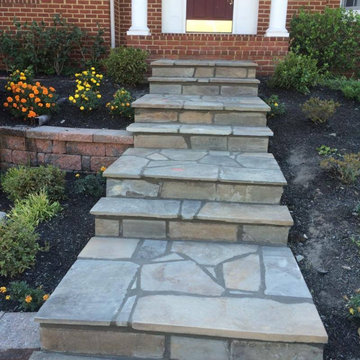 Irregular flagstone patio 0043