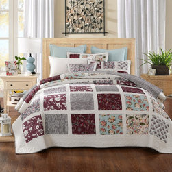 DaDa Bedding Festive Merlot Burgundy Pines Bohemian Reversible Cotton Real Patch - Quilts And Quilt Sets