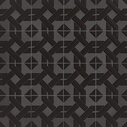 The Adventurist - Sleek Black - Products