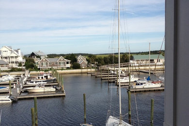 Example of a transitional deck design in Wilmington