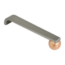 NORMAN KNOBS & PULLS