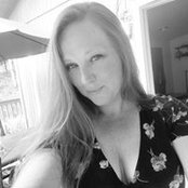 Heather Thompson's photo
