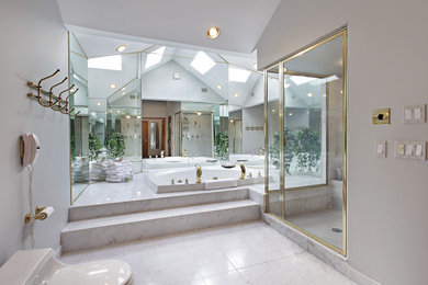 Inspiration for a bathroom remodel in Toronto