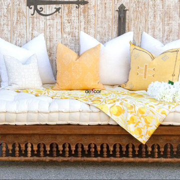 Rustic Lounge Takhat Daybed